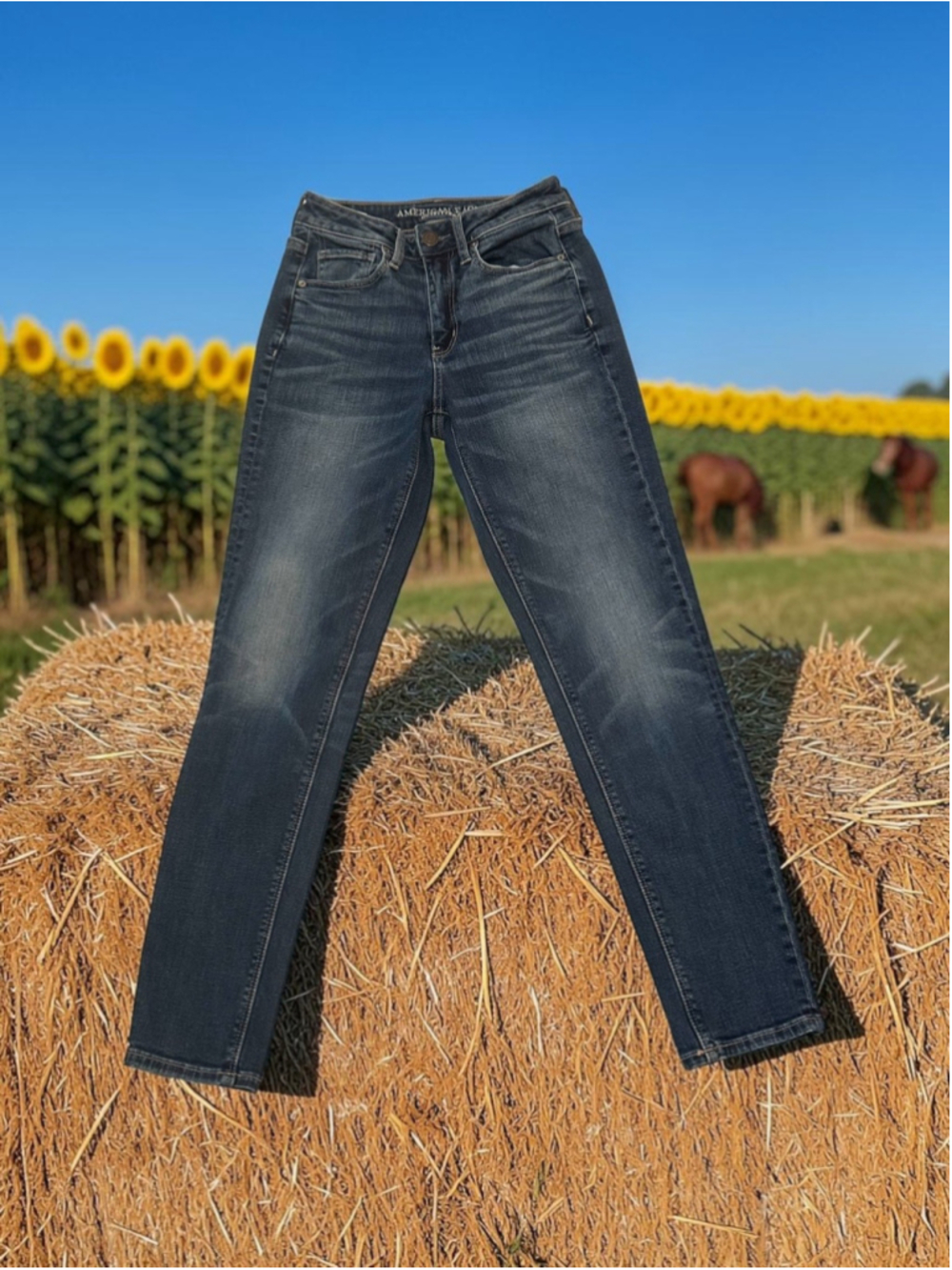American Eagle Hi-Rise TomGirl Jeans STRETCHX Women's 2 LONG 24X31 Blue Distress
